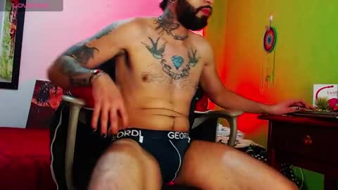 Snapshot of diilanhot chatting on February 2025 12:10:02 PM  Dylan  online show from February 2025 12:10:02 PM