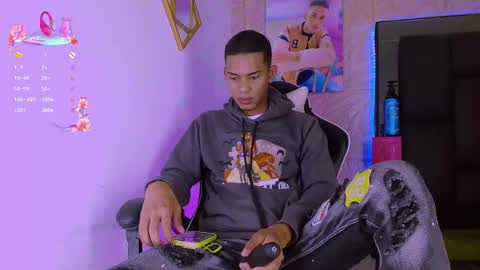 Dilan online show from December 2025 07:53:01 PM