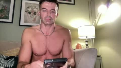 Dillon online show from October 2025 08:07:01 PM