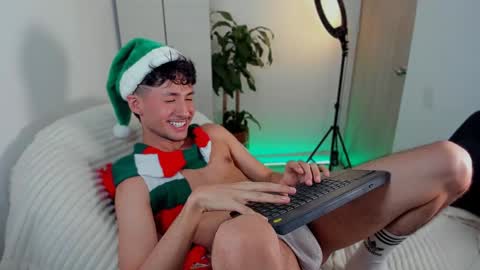 Snapshot of dimitri_targaryen chatting on December 2024 03:14:02 AM Fabian online show from December 2024 03:14:02 AM