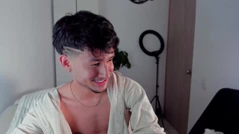 Snapshot of dimitri_targaryen chatting on January 2025 07:20:02 AM Fabian online show from January 2025 07:20:02 AM