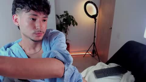 Snapshot of dimitri_targaryen chatting on January 2025 03:40:02 AM Fabian online show from January 2025 03:40:02 AM