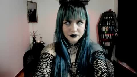 Snapshot of dimmuanddarkness chatting on June 2026 06:40:01 AM dimmuanddarkness online show from June 2026 06:40:01 AM