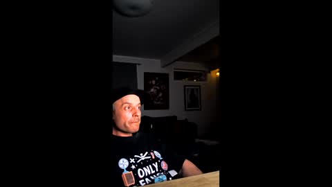 Snapshot of dirkdigglerofficial chatting on April 2026 01:38:01 AM dirkdigglerofficial online show from April 2026 01:38:01 AM