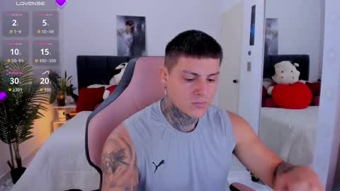 johny online show from October 2025 03:57:02 PM