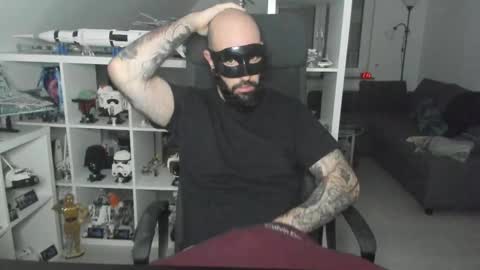 Snapshot of dirtybalws chatting on November 2025 01:40:02 AM Robert online show from November 2025 01:40:02 AM