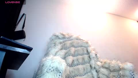 I just want to be happy online show from November 2025 02:35:02 AM