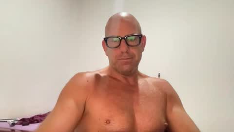 Snapshot of dirtydanlondon chatting on February 2026 08:45:01 AM Dirtydanlondon online show from February 2026 08:45:01 AM