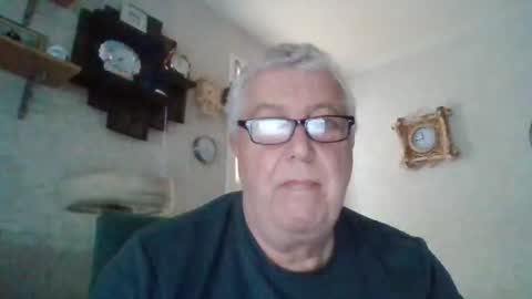 Snapshot of dirtyoldscot1960 chatting on May 2026 10:42:01 AM Fergus online show from May 2026 10:42:01 AM