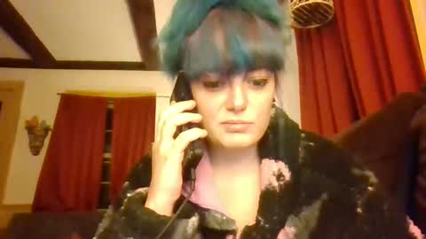 Snapshot of dirtyxhippie21 chatting on October 2025 02:35:01 AM Crystal online show from October 2025 02:35:01 AM