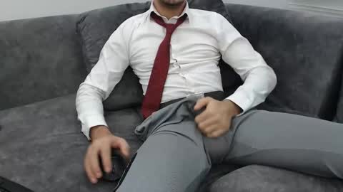 dirtyybooyy77 online show from November 2025 01:57:02 PM