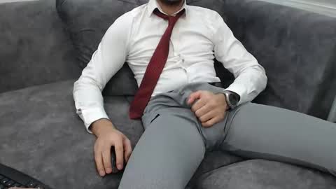 dirtyybooyy77 online show from January 2026 11:18:01 PM