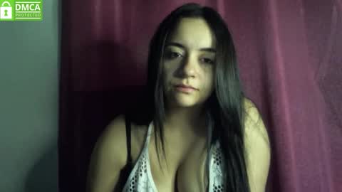 Snapshot of dirtyymom chatting on October 2025 04:32:01 AM dirtyymom online show from October 2025 04:32:01 AM
