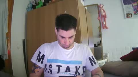 Snapshot of diselobienclaro chatting on March 2026 02:45:01 PM diselobienclaro online show from March 2026 02:45:01 PM