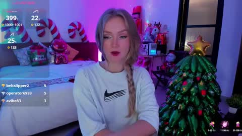 Snapshot of disney__princess chatting on December 2024 11:26:01 AM JASMINE online show from December 2024 11:26:01 AM