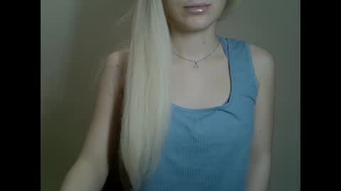 Snapshot of ditamilton chatting on January 2025 03:06:01 PM DitaMilton online show from January 2025 03:06:01 PM