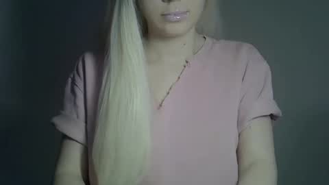 Snapshot of ditamilton chatting on February 2025 02:15:02 PM DitaMilton online show from February 2025 02:15:02 PM