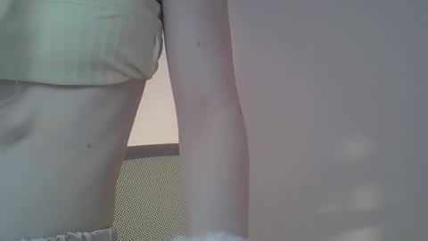 Snapshot of ditamilton chatting on February 2026 02:00:02 PM DitaMilton online show from February 2026 02:00:02 PM