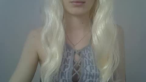 Snapshot of ditamilton chatting on February 2026 11:37:01 AM DitaMilton online show from February 2026 11:37:01 AM