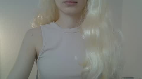 Snapshot of ditamilton chatting on February 2026 09:26:01 AM DitaMilton online show from February 2026 09:26:01 AM