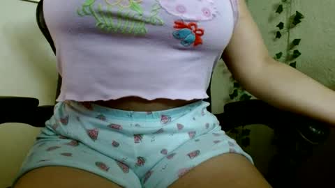 Snapshot of divadirty chatting on January 2025 02:25:01 PM Mari online show from January 2025 02:25:01 PM