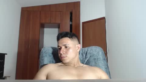 Diva Mancini online show from November 2025 09:50:01 PM