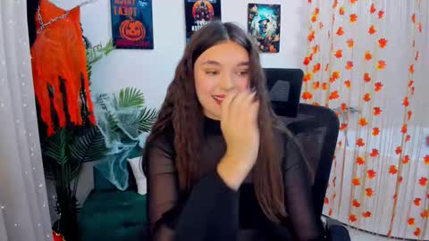 Hannah online show from October 2025 12:59:02 PM