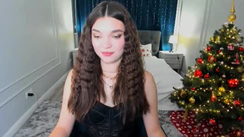 Hannah online show from December 2025 04:18:02 AM