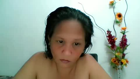 Snapshot of divinegrace10 chatting on January 2025 03:23:02 AM     Divine Grace Close To Your Hear online show from January 2025 03:23:02 AM