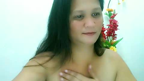 Snapshot of divinegrace10 chatting on March 2025 03:13:01 AM     Divine Grace Close To Your Hear online show from March 2025 03:13:01 AM