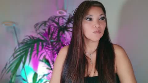 DivineLynn online show from July 2026 02:55:01 PM