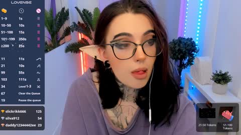 Snapshot of dixipixi_ chatting on December 2024 08:30:02 AM dixipixi_ online show from December 2024 08:30:02 AM