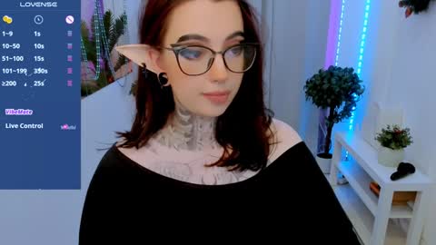 Snapshot of dixipixi_ chatting on December 2024 06:14:01 AM dixipixi_ online show from December 2024 06:14:01 AM