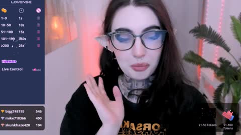 Snapshot of dixipixi_ chatting on January 2025 11:48:02 AM dixipixi_ online show from January 2025 11:48:02 AM