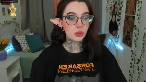 Snapshot of dixipixi_ chatting on February 2025 05:32:01 AM dixipixi_ online show from February 2025 05:32:01 AM