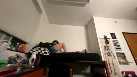 dizzinsweatyy online show from February 2025 01:13:02 AM