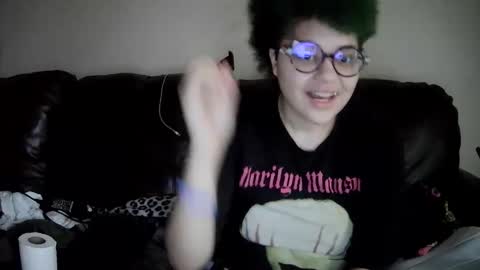 dizzinsweatyy online show from February 2026 06:37:02 PM