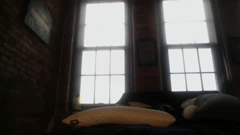 Snapshot of dj_chaterbate chatting on December 2024 03:44:01 PM DJ Chaterbate online show from December 2024 03:44:01 PM