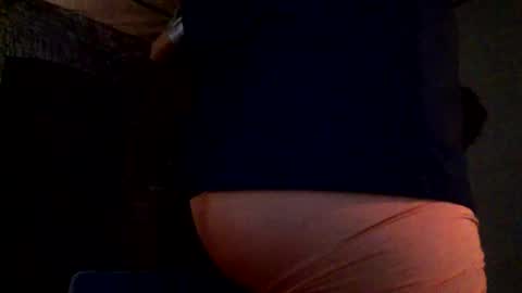 Snapshot of dj_chaterbate chatting on January 2025 07:49:02 AM DJ Chaterbate online show from January 2025 07:49:02 AM