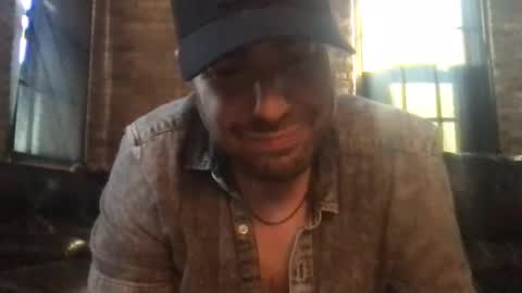 Snapshot of dj_chaterbate chatting on October 2025 07:55:01 PM DJ Chaterbate online show from October 2025 07:55:01 PM