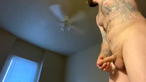 Snapshot of djayuncuttt chatting on March 2025 01:17:01 PM djayuncuttt online show from March 2025 01:17:01 PM