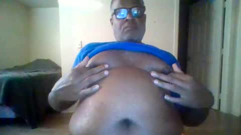 Snapshot of djbignuttsbrownass24 chatting on February 2025 01:03:02 AM djbignuttsbrownass24 online show from February 2025 01:03:02 AM