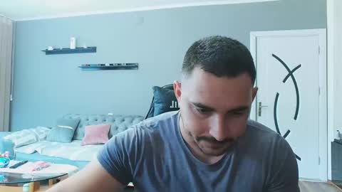 STR8 BOYv online show from October 2025 11:19:01 AM