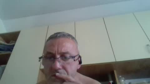 Snapshot of djura7457880 chatting on June 2026 06:04:02 AM djura7457880 online show from June 2026 06:04:02 AM