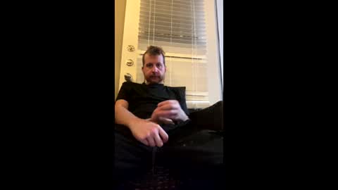 Snapshot of dlew505 chatting on June 2026 08:18:02 AM come say hey lets chat online show from June 2026 08:18:02 AM