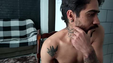 AmigodotadoZL online show from September 2025 04:42:02 PM