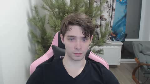 Snapshot of dmitryromanov chatting on December 2024 01:26:01 AM Dead A online show from December 2024 01:26:01 AM