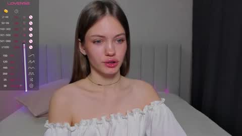 Polly and Kiriko online show from December 2025 03:27:02 PM