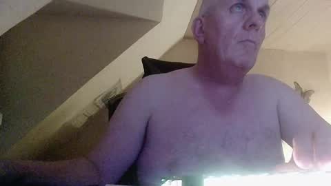 Snapshot of doggy2629 chatting on October 2025 05:24:02 PM doggy2629 online show from October 2025 05:24:02 PM