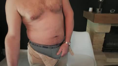 Snapshot of doggydaddi chatting on February 2025 01:10:02 PM Alex online show from February 2025 01:10:02 PM